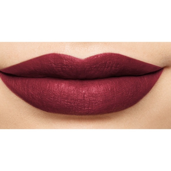 NARS Velvet Matte lip pencil Endangered Red - EUC - Picture 3 of 10